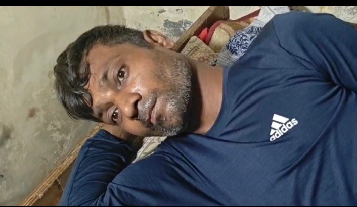 36 वर्षीय अमित को मामूली कहासुनी पर बाप बेटे की पिटाई से युवक की अस्पताल में हुई मौत ।