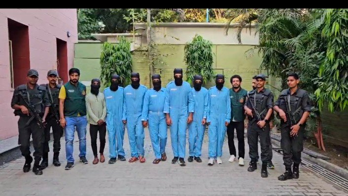 दिल्ली पुलिस स्टेशन ने लॉरेंस बिश्नोई के साथ गुरु को किया गिरफ्तार ।