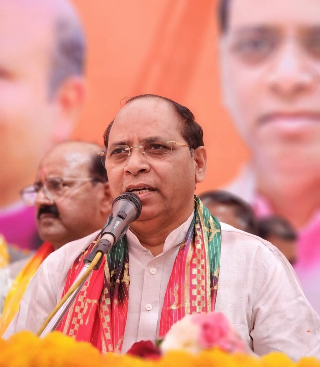 कार्यकर्ता ही नेता की पूंजी है इसे संजोग कर रखना चाहिए : सत्येंद्र सिसोदिया ।