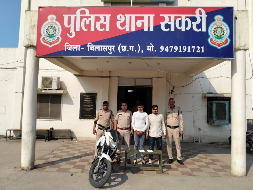 ऑपरेशन प्रहार के तहत थाना सकरी जिला बिलासपुर में अवैध नशीली दवा बिक्री करने वाले आरोपी पुलिस किया गिरफ्तार ।