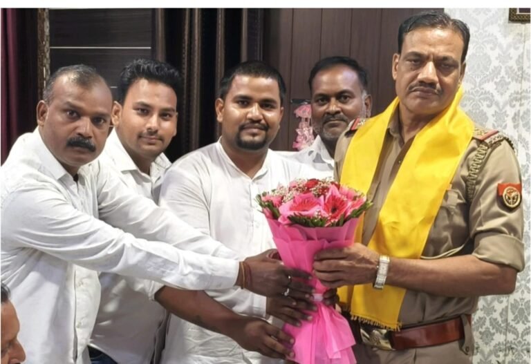मोहित सूद वाल्मीकि महानगर अध्यक्ष गाजियाबाद आजाद समाज पार्टी,ने दी बधाई ओर शुभकामनाएं ।