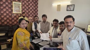 गाजियाबाद नंदग्राम मंडल ओर ब्रिज विहार मंडल में BJP कार्यकर्ता SIR कार्य में जुटे ।।