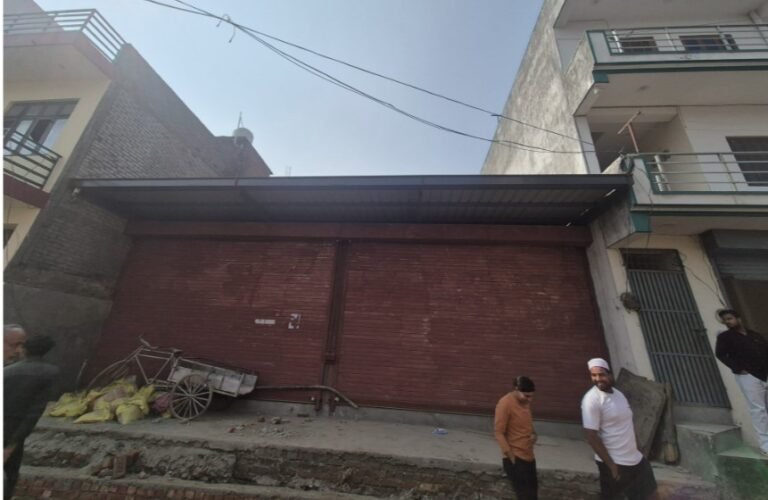 एमडीडीए का अवैध निर्माणों के खिलाफ अभियान जारी, आजाद कॉलोनी में अवैध व्यावसायिक निर्माण सील एमडीडीए का अवैध निर्माणों के खिलाफ अभियान जारी, आजाद कॉलोनी में अवैध व्यावसायिक निर्माण सील