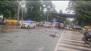 बारिश में दौड़ी इंसानियत: ग्रीन कॉरिडोर बनाकर बिलासपुर यातायात पुलिस ने बचाई जिंदगी की उम्मीद