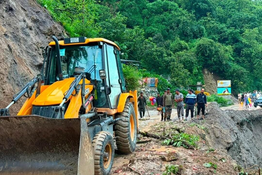 मसूरी जाने वालों के लिए सोच रहे हैं, ये खबर पढ़ ले मसूरी-देहरादून मार्ग, जान ले किसे मिलेगी अनुमति