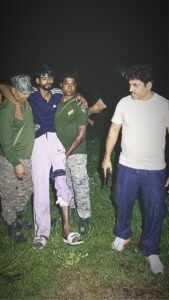 हजारीबाग में प्रिंस खान गिरोह के खिलाफ पुलिस की बड़ी कार्रवाई, मुठभेड़ में आरोपी के पैर में लगी गोली ।