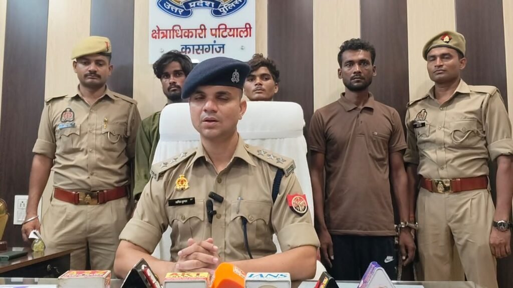 गंजडुण्डवारा पुलिस को बड़ी सफलता: 10 चोरी की बाइकों के साथ 3 शातिर बाइक चोर गिरफ्तार गंजडुण्डवारा पुलिस को बड़ी सफलता: 10 चोरी की बाइकों के साथ 3 शातिर बाइक चोर गिरफ्तार