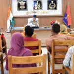 पुलिस कार्यालय में जनसुनवाई, आवेदकों को दिलाया न्याय का भरोसा।