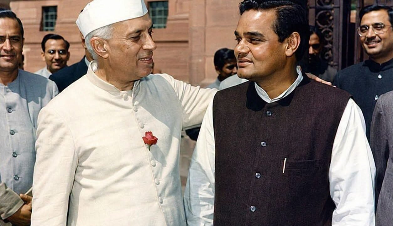 यह सत्ता का अहंकार नहीं, बल्कि देश के नवनिर्माण के लिए सभी विचारधाराओं को साथ लेकर चलने की दूरदर्शिता थी।