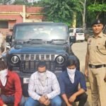 स्टंटबाजी व लापरवाही से वाहन चलाने वाले 03 आरोपी काबूसेक्टर-56 में स्टंटबाजी की वारदात में प्रयोग 01 कार बरामद
