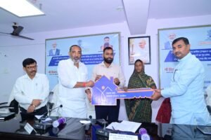 पूर्वी चंपारण समाहरणालय स्थित डॉक्टर राजेंद्र प्रसाद सभागार में संपन्न हुआ गृह प्रवेश का भव्य कार्यक्रम