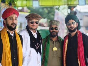 ईद मिलादुन्नबी पर सजा बिलासपुर, 26 को निकलेगा मुख्य जुलूस; देवकीनंदन चौक पर दरगाह कमेटी करेगी भव्य स्वागत ।