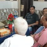हंसी ठिठोली के साथ कोतवाल ने की पत्रकारों से मुलाकात