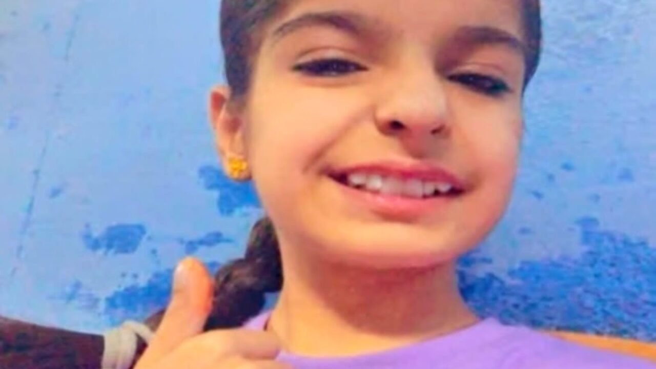 100 से ज्यादा बार एम्स के चक्कर, हर बार मिली अगली तारीख… आखिर बच्ची की जिंदगी ही खत्म हो गई!