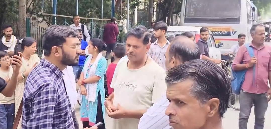 दिल्ली में 10 साल की मासूम छात्रा की मौत, परिवार का टीचर पर टॉर्चर का गंभीर आरोप।