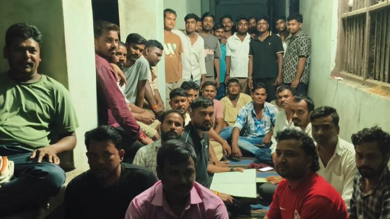 कांड्रा सेवा सदन में रावण दहन कमेटी का बैठक आयोजित 80 फीट के रावण का होगा दहन, आकर्षक आतिशबाजी और बूगी-बूगी डांस का भी आयोजन ।