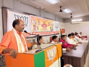 संकल्प अभियान” के तहत जिला कार्यशाला का सफल आयोजन किया गया। कार्यक्रम के मुख्य अतिथि भाजपा बस्ती के जिला   प्रभारी डॉ. समीर सिंह रहे, 