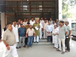 जिला कांग्रेस कमेटी गाजियाबाद व्यापारियों की लड़ाई के लिए कांग्रेस प्रतिनिधिमंडल ने जिलाधिकारी को सौंपा ज्ञापन ।