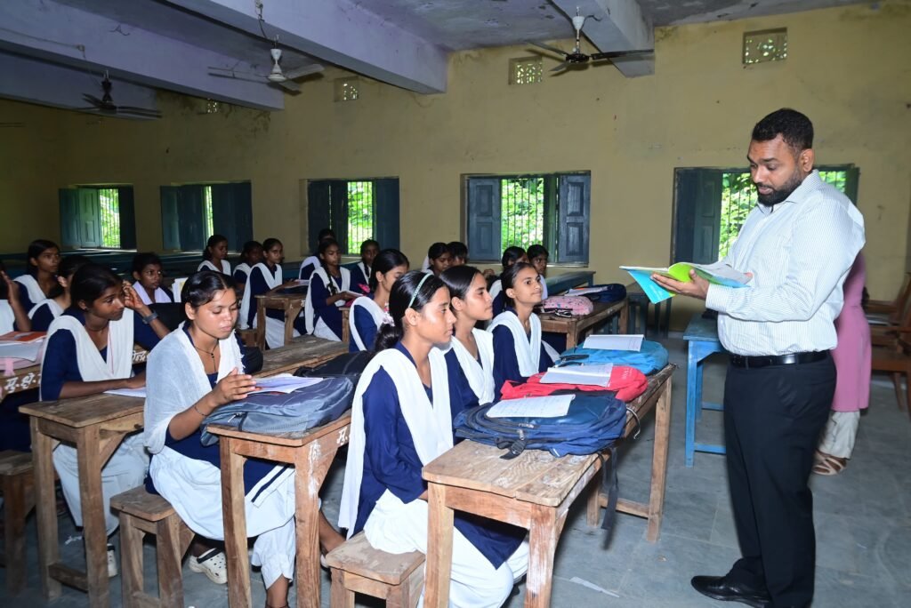 पठन-पाठन व्यवस्था का लिया जायजा, शिक्षा साथी ऐप के उपयोग की भी ली जानकारी । पठन-पाठन व्यवस्था का लिया जायजा, शिक्षा साथी ऐप के उपयोग की भी ली जानकारी ।