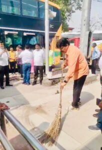 देश के यशस्वी प्रधानमंत्री के जन्मदिवस और उनके सार्वजनिक सेवा के रजत जयंती अवसर पर देशभर में सेवा संकल्प अभियान का आज विधिवत आगाज हो गया।