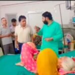 प्रधानमंत्री नरेंद्र मोदी के जन्मोत्सव के अवसर पर क्षेत्रीय विधायक लक्ष्मीराज सिंह ने सरकारी अस्पताल व दीक्षित हास्पिटल में मरीजों से मुलाकात कर वितरण किये फल व बिस्कुट।