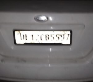 25 ब्लॉक में सड़क दुर्घटना के बाद 38 वर्षीय सतीश की हालत गंभीर, LBS से GTB रेफर; कल्याणपुरी पुलिस ने FIR दर्ज कर जांच तेज की