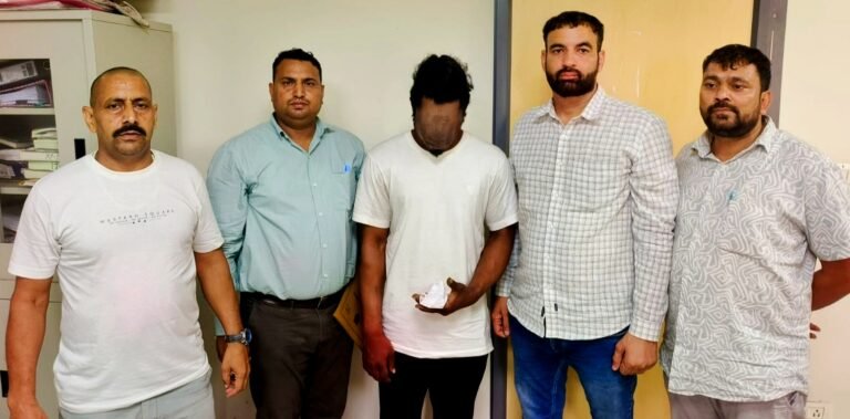 गुरुग्राम में नाइजीरियन 15.04 ग्राम एमडीएमए के साथ गिरफ्तारसाई मंदिर, सेक्टर-53 के पास से आरोपी को एचएसएनसीबी टीम ने दबोचा