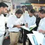 DM, नगर आयुक्त और CDO ने किया रात्रिकालीन निरीक्षण, दीपावली से पहले सड़कें दुरुस्त करने के निर्देश ।