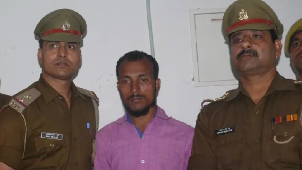 आजमगढ़ में मंगलवार शाम पति ने पत्नी समेत दो पंडितों की गोली मारकर हत्या कर दी। ट्रिपल मर्डर से दहला आजमगढ़ ।