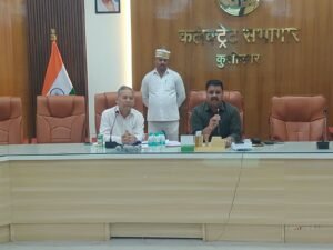एसआईआर को लेकर फुरकान अंसारी का चुनाव आयोग और पीएम मोदी पर किया हमला, बोले- पहले मतदाता चुनते थे नेता, अब नेता चुन रहे मतदाता चुनाव आयुक्त ।