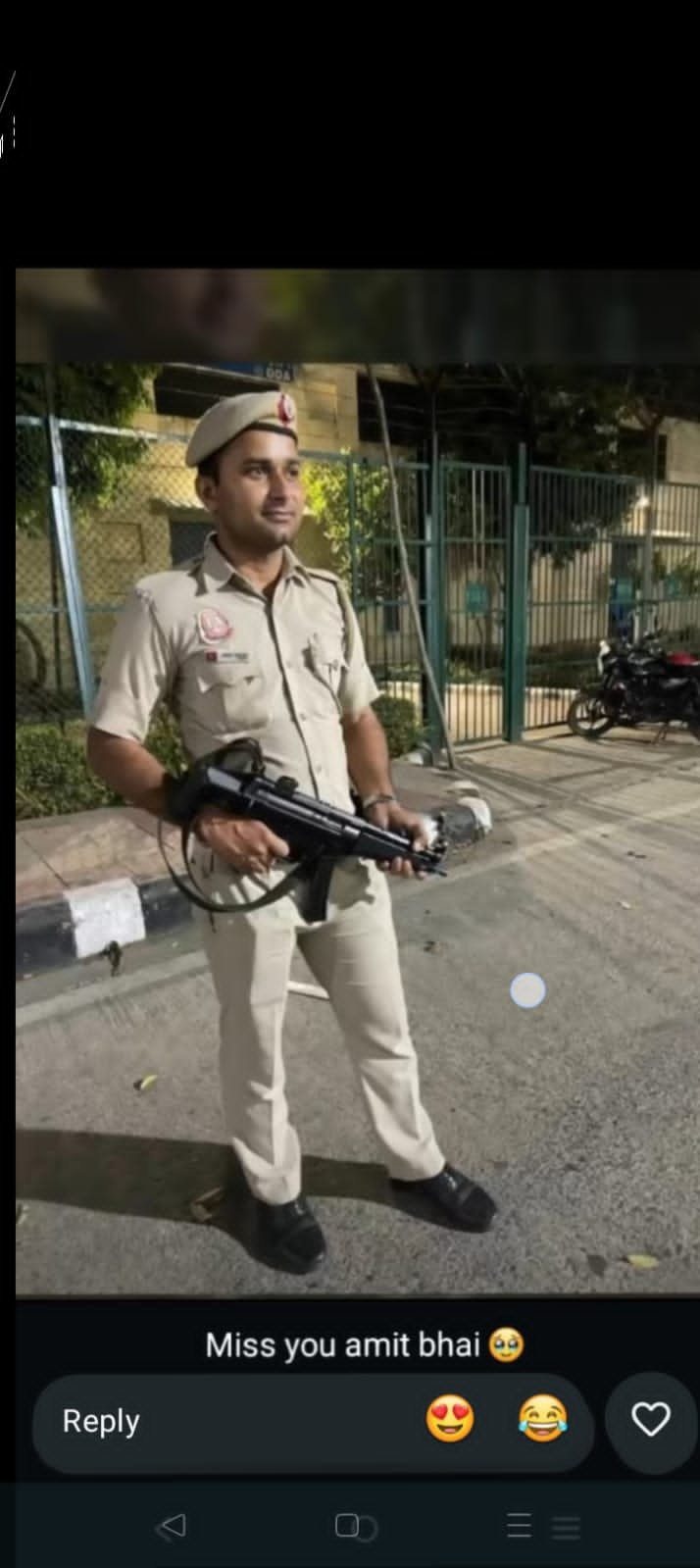 दिल्ली पुलिस के कॉन्स्टेबल अमित यादव के असामयिक निधन पर पूरे दिल्ली एनसीआर लाइव न्यूज़ ग्रुप परिवार की ओर से भावपूर्ण श्रद्धांजलि।