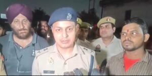गाजियाबाद के शहीदनगर में निर्माणाधीन मकान का लिंटर गिरा, कई लोगों के दबे होने की आशंका ।