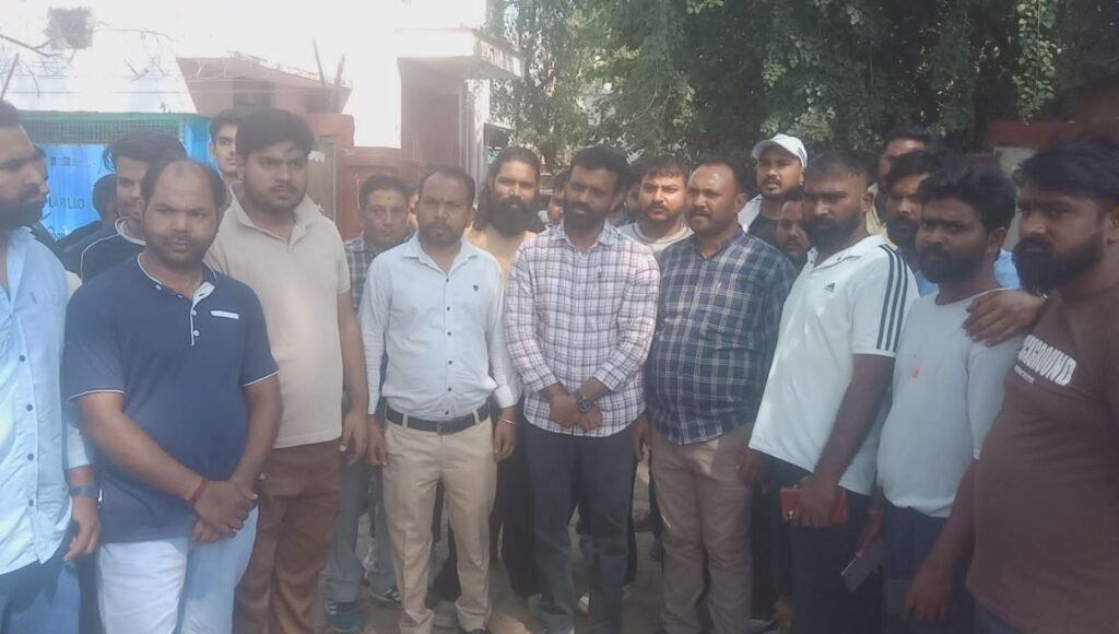 मेरठ में करण वाल्मीकि की मौत से क्षेत्र में शोक की लहर, पीड़ित परिवार को न्याय दिलाने के लिए आगे आए : बिजेन्द्र सूद