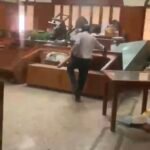 इलाहाबाद हाईकोर्ट ने अदालत परिसर में नारेबाजी और न्यायिक कार्यवाही बाधित करने के मामले को गंभीरता से लिया।