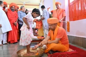 सनातन परंपरा ने सदैव मातृशक्ति की सुरक्षा, सम्मान और गरिमा को सर्वोच्च स्थान दिया है। नवरात्रि में कन्याओं का पूजन इसी भावना का प्रतीक है।